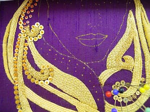 Gold spangles with beads Gold spangles with coloured beads